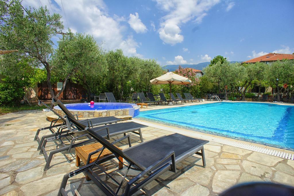 Saily Beach Hotel Koropi Esterno foto