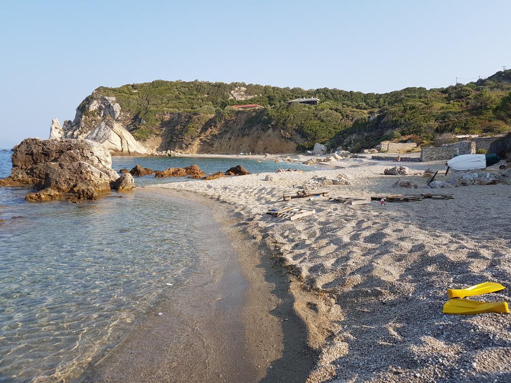 Saily Beach Hotel Koropi Esterno foto